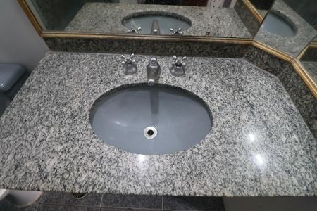 Apartamento para alugar com 98m², 2 quartos e 1 vagaBanheiro Social