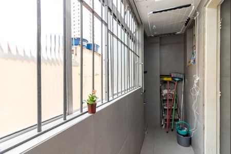 Apartamento para alugar com 60m², 2 quartos e 1 vaga Apartamento para alugar com 60m², 2 quartos e 1 vagaÁrea de Serviço