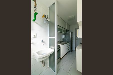 Apartamento à venda com 64m², 2 quartos e 1 vagaÁrea de Serviço