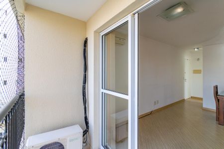 Apartamento à venda com 64m², 2 quartos e 1 vagaSacada