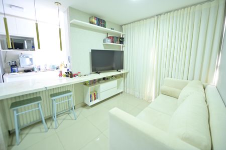 Apartamento para alugar com 68m², 2 quartos e 1 vagaSala