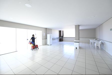 Apartamento para alugar com 68m², 2 quartos e 1 vagaÁrea comum