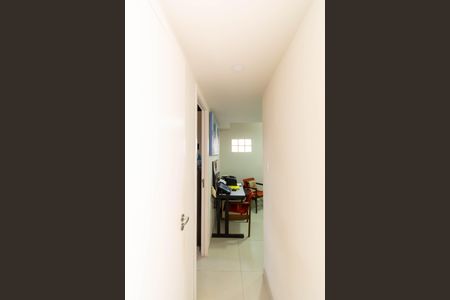 Apartamento à venda com 76m², 4 quartos e sem vaga Apartamento à venda com 76m², 4 quartos e sem vagaCorredor