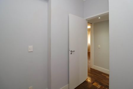 Apartamento à venda com 110m², 3 quartos e 1 vaga Apartamento à venda com 110m², 3 quartos e 1 vagaQuarto 2