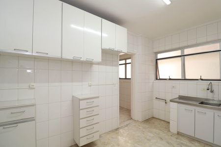 Apartamento à venda com 110m², 3 quartos e 1 vaga Apartamento à venda com 110m², 3 quartos e 1 vagaCozinha