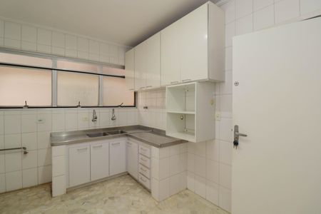 Apartamento à venda com 110m², 3 quartos e 1 vaga Apartamento à venda com 110m², 3 quartos e 1 vagaCozinha