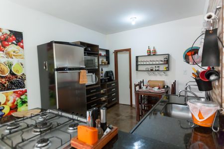 Casa de condomínio à venda com 417m², 4 quartos e 5 vagasCozinha