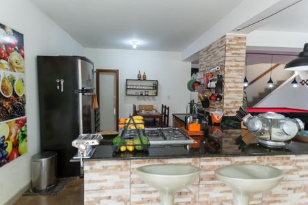 Casa de condomínio à venda com 417m², 4 quartos e 5 vagasCozinha