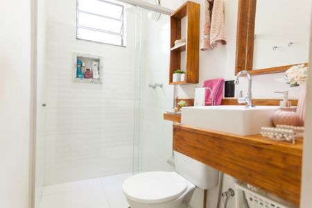 Casa de condomínio à venda com 417m², 4 quartos e 5 vagasBanheiro da Suíte 2