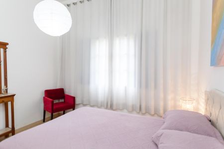 Casa de condomínio à venda com 417m², 4 quartos e 5 vagasQuarto 1