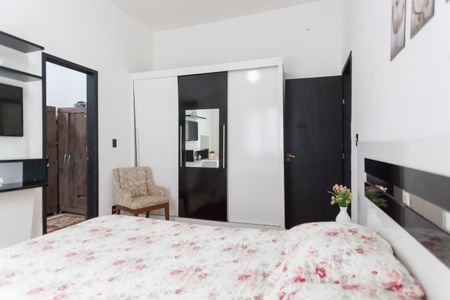 Casa de condomínio à venda com 417m², 4 quartos e 5 vagasSuite