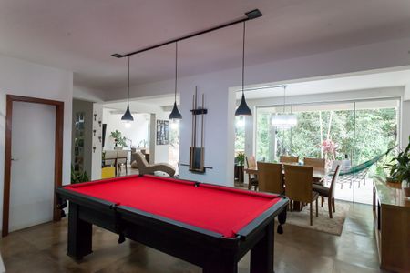 Casa de condomínio à venda com 417m², 4 quartos e 5 vagasEspaço Gourmet