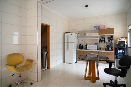 Casa para alugar com 200m², 3 quartos e 3 vagasCozinha