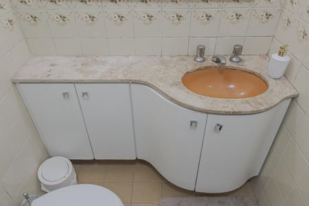 Apartamento à venda com 133m², 3 quartos e 1 vagaBanheiro da Suíte