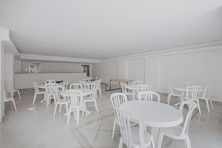 Apartamento à venda com 133m², 3 quartos e 1 vagaÁrea comum