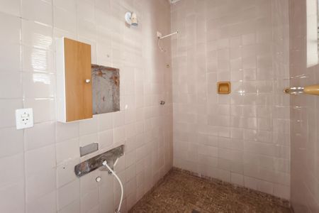 Casa à venda com 207m², 2 quartos e 2 vagasBanheiro Suíte