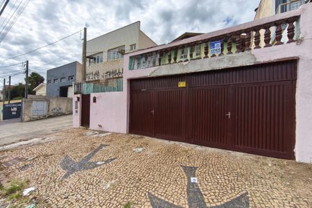 Casa à venda com 207m², 2 quartos e 2 vagasFachada