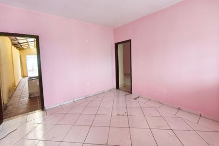 Casa à venda com 207m², 2 quartos e 2 vagasSala de TV
