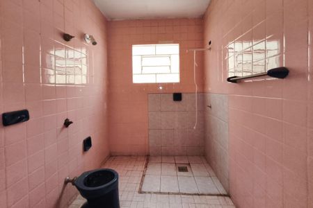 Casa à venda com 207m², 2 quartos e 2 vagasBanheiro Social