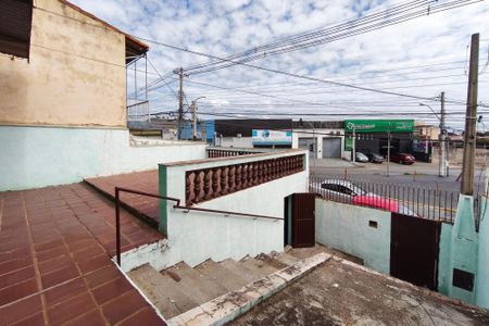 Casa à venda com 207m², 2 quartos e 2 vagasQuintal