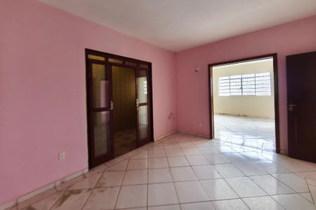 Casa à venda com 207m², 2 quartos e 2 vagasSala de Jantar