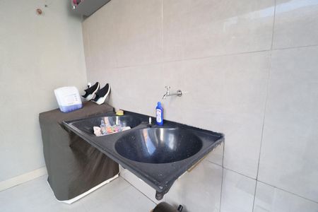 Casa para alugar com 150m², 2 quartos e 8 vagasÁrea de Serviço