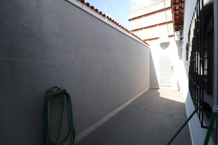 Casa para alugar com 150m², 2 quartos e 8 vagasCorredor