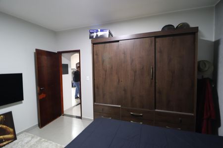 Casa para alugar com 150m², 2 quartos e 8 vagasQuarto 2