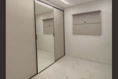 Apartamento à venda com 75m², 3 quartos e 2 vagasQuarto 2