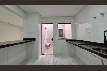 Apartamento à venda com 90m², 3 quartos e 2 vagas Apartamento à venda com 90m², 3 quartos e 2 vagasCozinha