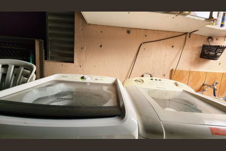 Casa à venda com 128m², 3 quartos e 2 vagasÁrea de Serviço