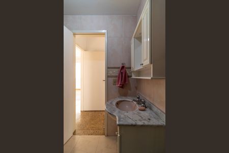 Apartamento à venda com 127m², 3 quartos e 3 vagas Apartamento à venda com 127m², 3 quartos e 3 vagasBanheiro