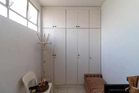 Apartamento à venda com 127m², 3 quartos e 3 vagas Apartamento à venda com 127m², 3 quartos e 3 vagasQuarto de Serviço