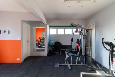 Apartamento à venda com 127m², 3 quartos e 3 vagas Apartamento à venda com 127m², 3 quartos e 3 vagasÁrea comum - Academia