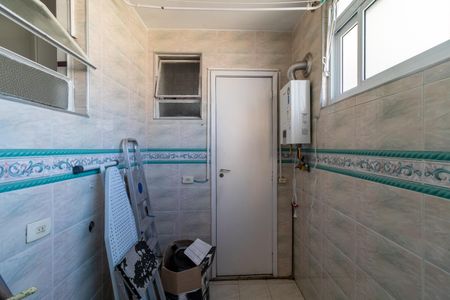 Apartamento à venda com 127m², 3 quartos e 3 vagas Apartamento à venda com 127m², 3 quartos e 3 vagasÁrea de Serviço