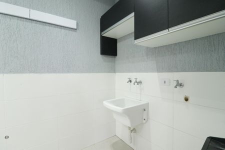 Casa de condomínio à venda com 55m², 2 quartos e 1 vagaÁrea de Serviço
