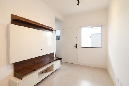 Sala/Cozinha de casa de condomínio à venda com 2 quartos, 55m² em Parada Inglesa, São Paulo