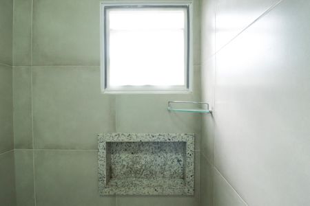 Casa de condomínio à venda com 55m², 2 quartos e 1 vagaBanheiro Social