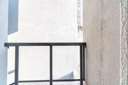 Apartamento à venda com 180m², 3 quartos e 3 vagas Apartamento à venda com 180m², 3 quartos e 3 vagasSacada do Quarto 2