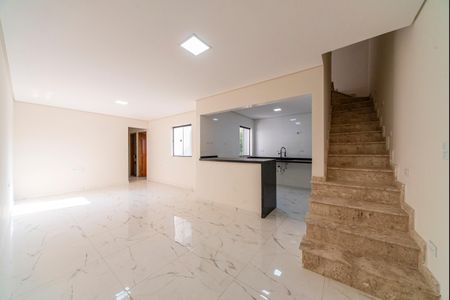 Apartamento à venda com 180m², 3 quartos e 3 vagas Apartamento à venda com 180m², 3 quartos e 3 vagasSala