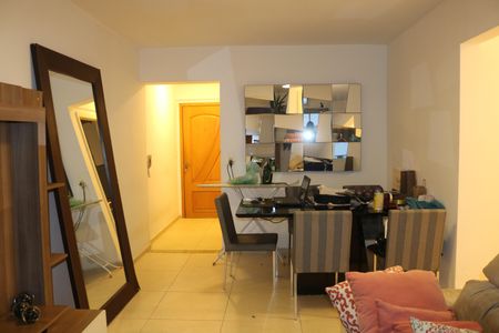 Sala de apartamento à venda com 3 quartos, 81m² em Vila Hamburguesa, São Paulo