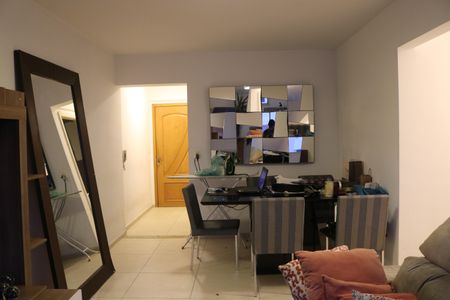 Apartamento à venda com 81m², 3 quartos e 1 vagaSala