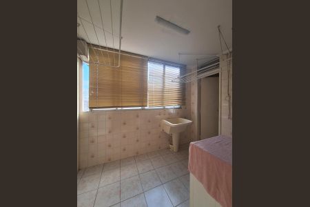 Apartamento à venda com 97m², 3 quartos e 1 vagaÁrea de Serviço