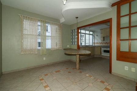 Apartamento para alugar com 247m², 2 quartos e 2 vagasSala