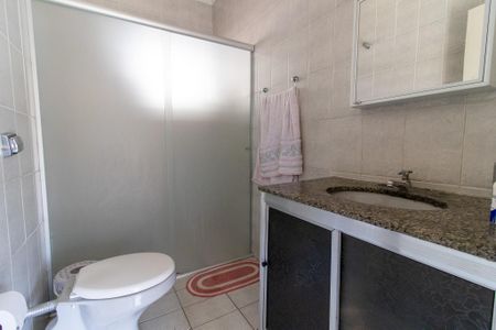 Casa à venda com 357m², 3 quartos e 3 vagas Casa à venda com 357m², 3 quartos e 3 vagasBanheiro 1