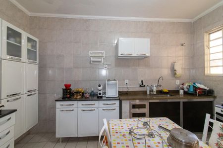 Casa à venda com 357m², 3 quartos e 3 vagas Casa à venda com 357m², 3 quartos e 3 vagasCozinha 1