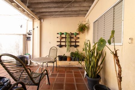 Casa à venda com 357m², 3 quartos e 3 vagas Casa à venda com 357m², 3 quartos e 3 vagasQuintal