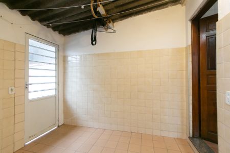 Casa para alugar com 60m², 2 quartos e sem vagaÁrea de Serviço 