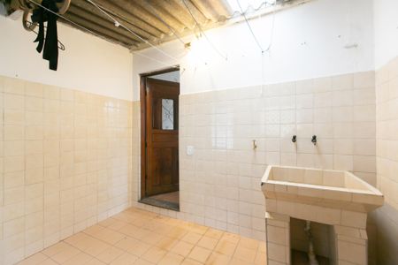 Casa para alugar com 60m², 2 quartos e sem vagaÁrea de Serviço 