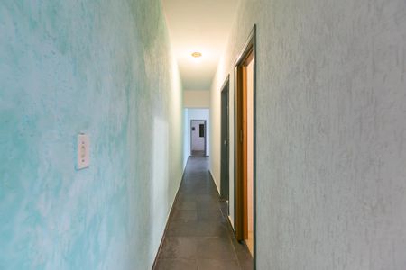 Casa para alugar com 60m², 2 quartos e sem vagaCorredor 